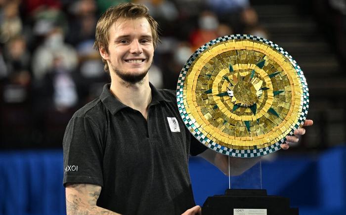 不仅是因为 不仅是因为