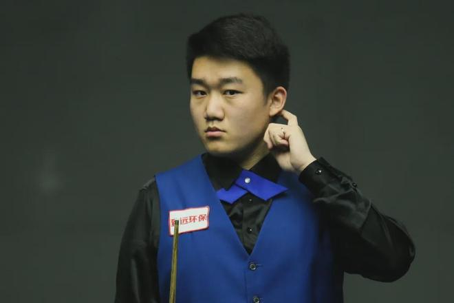 签下的纳比 签下的纳比