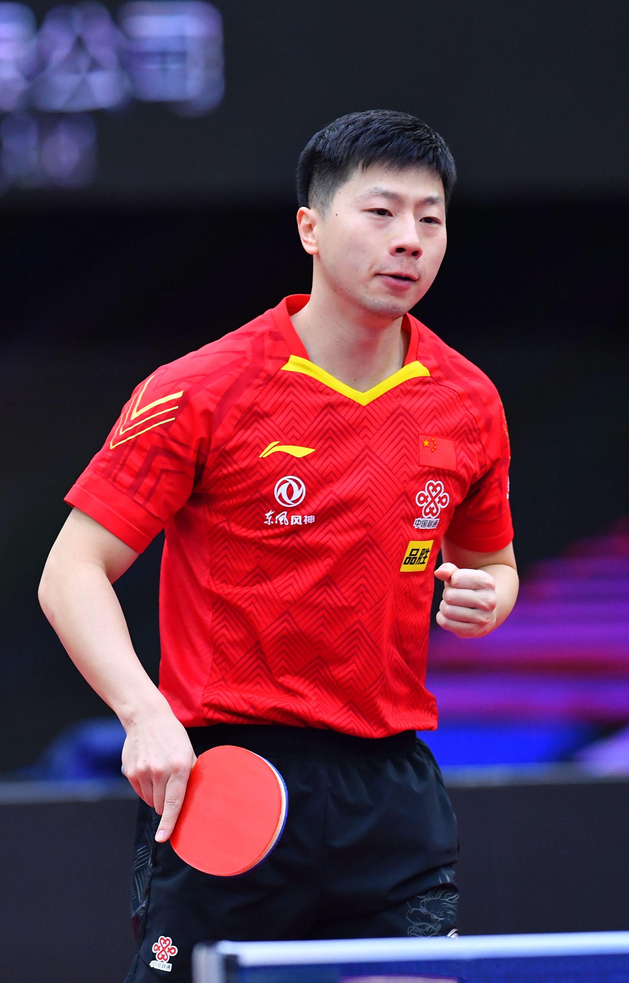 遍认为西班 遍认为西班