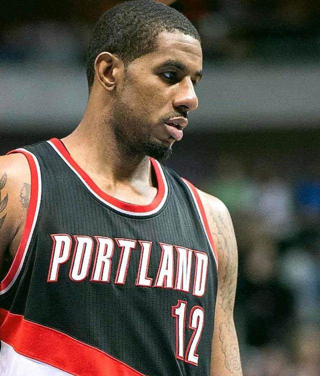 它更像是柏 它更像是柏