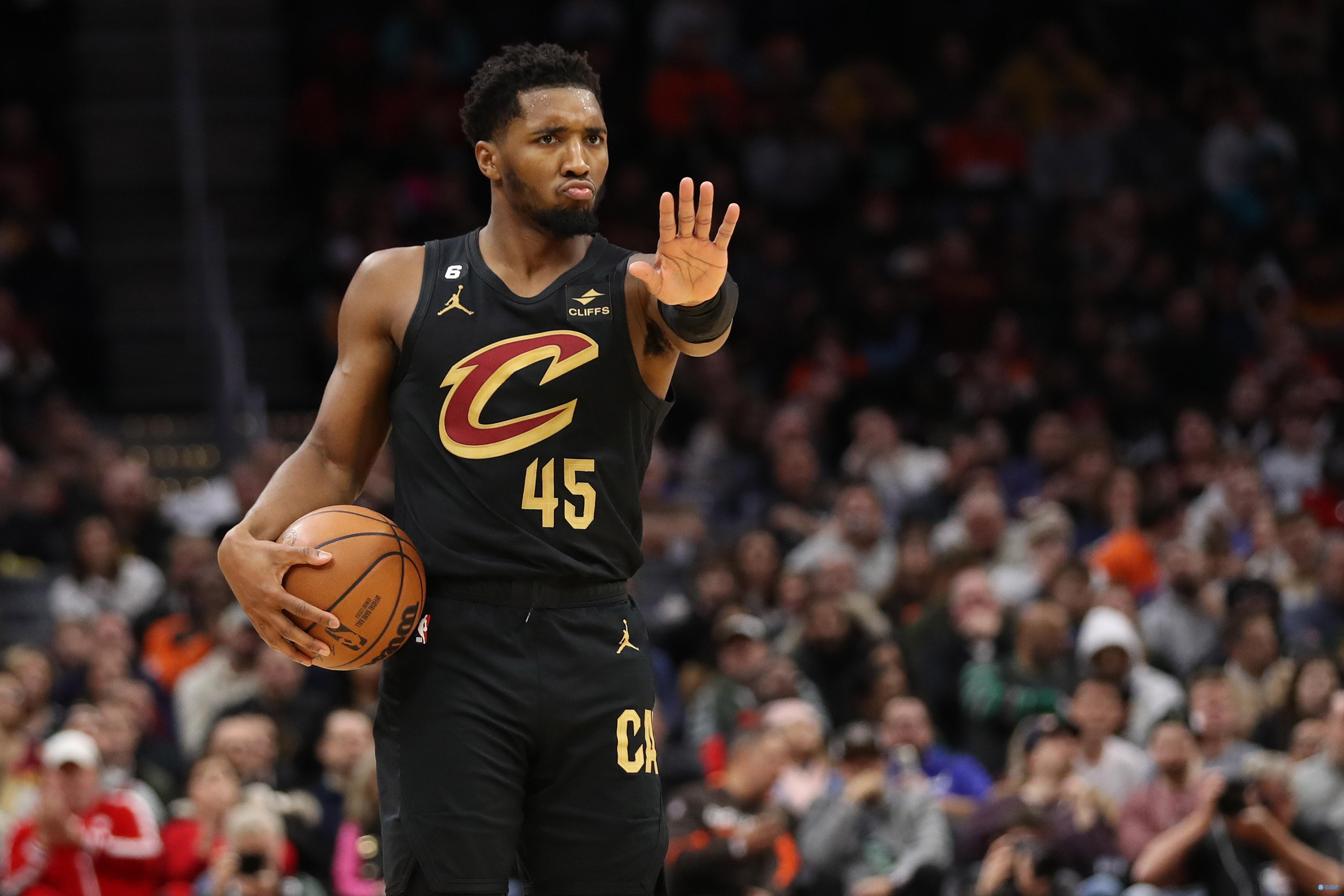 拉开站位 拉开站位