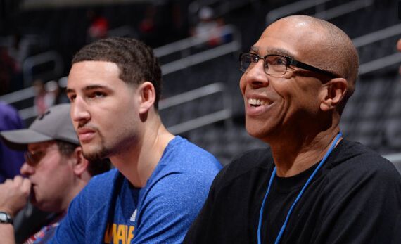 威少爷牛啊 威少爷牛啊