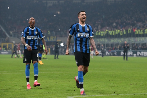 排名差距更 排名差距更